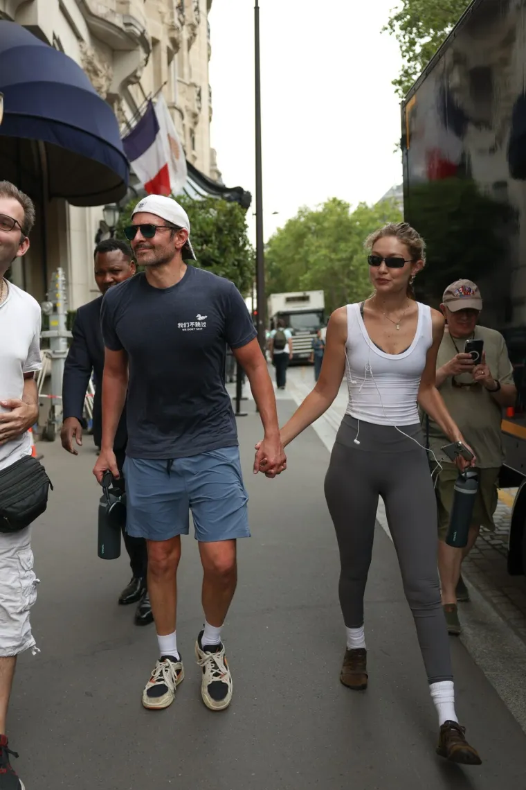 Jesu li se Gigi Hadid i Bradley Cooper tajno vjenčali? Fotografije iz Pariza pokrenule nagađanja
