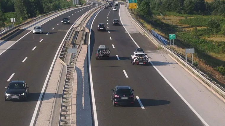 Medvjed je na autocesti A1, a prometna nesreća na A7 usporila promet