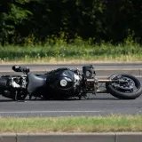 Motociklist sletio s ceste i udario u beton: Te&scaron;ko je ozlijeđen
