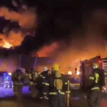 Te&scaron;ka noć za Rusiju: Ukrajinci nastavili s udarima na skladi&scaron;ta, gorjelo i u Sankt Peterburgu