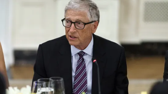 Bill Gates poslao dramatično upozorenje, traži ograničenja za AI: 'Mogli bismo izgubiti kontrolu'