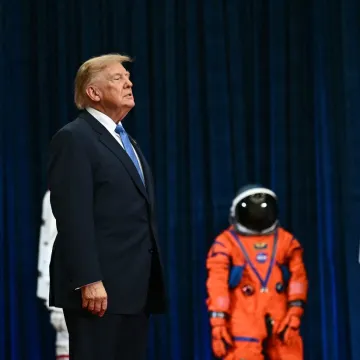 Trump pokreće Svemirsku akademiju: 'Ne možemo biti prvi na Zemlji ako ćemo biti drugi u svemiru'