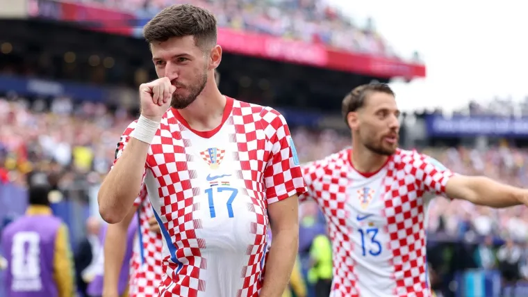 Hrvatski veznjak je vruća roba posljednjeg dana prijelaznog roka: Velikani se raspituju