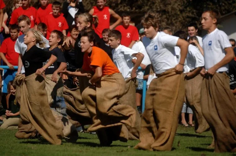 PXL Brođanci Olimpijada starih sportova PXL Brođanci Olimpijada starih sportova