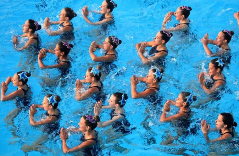 Revija na vodi Revija vodi