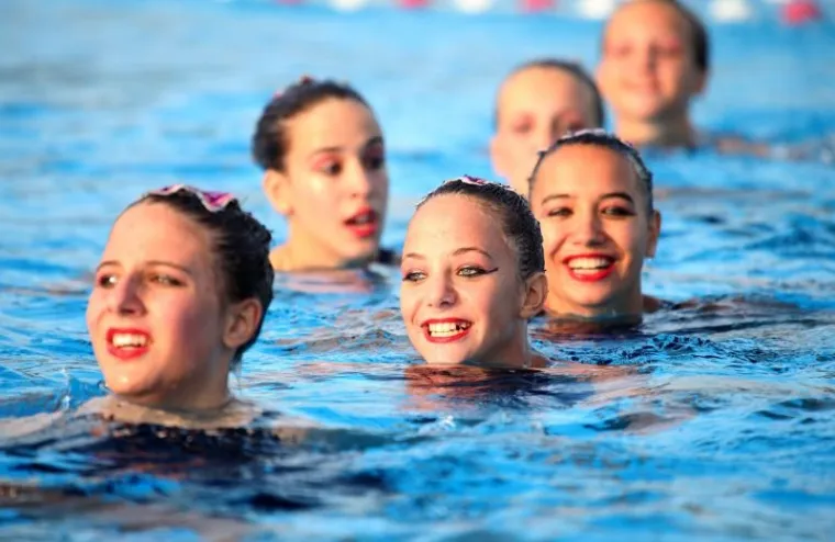 Revija na vodi Revija vodi