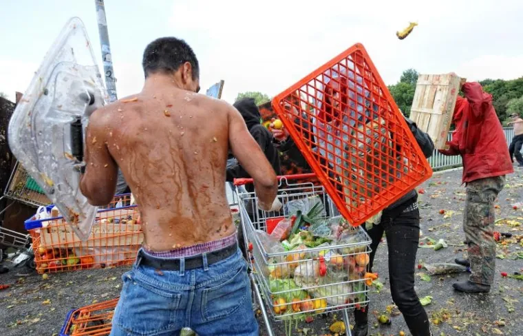 PXL - gađanje hranom PXL gađanje hranom