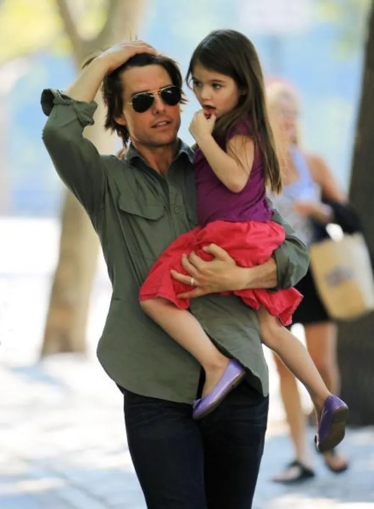 PXL tom cruise, suri cruise  PXL tom cruise, suri cruise