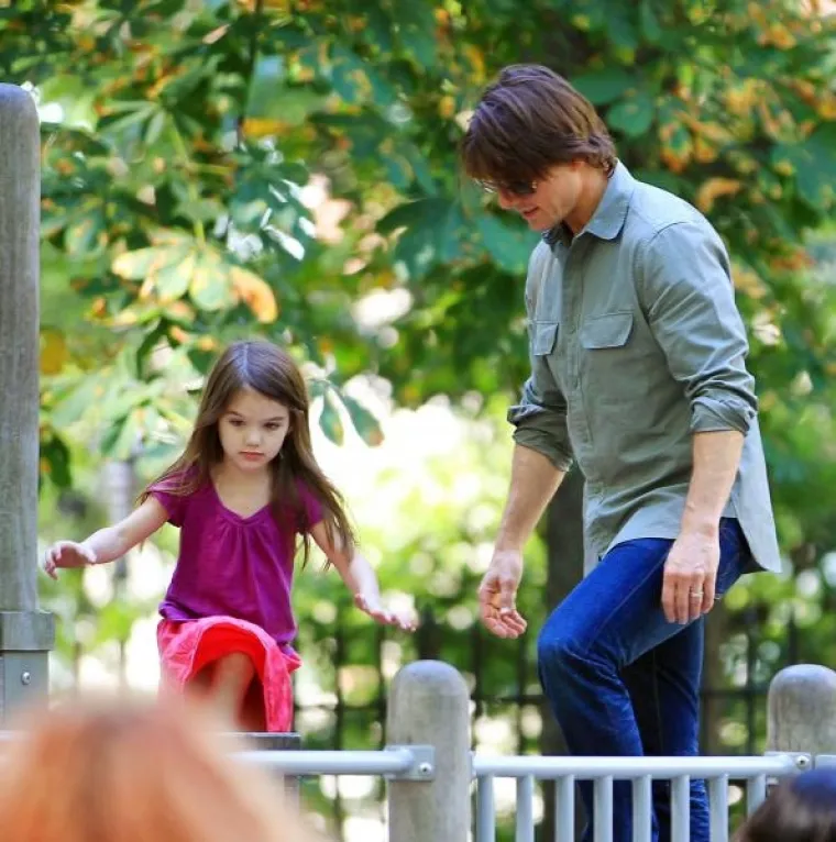 PXL tom cruise, suri cruise  PXL tom cruise, suri cruise