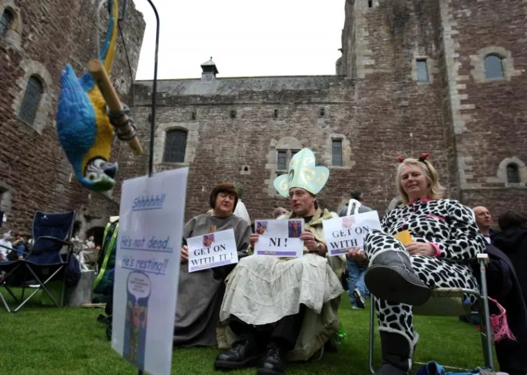 Monty Python  Monty Python