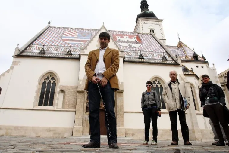 PXL labrović pišanje PXL labrović pišanje