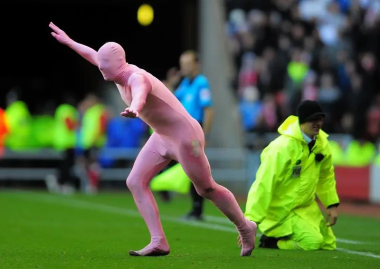 PXL ružičasti egzibicionist PXL ružičasti egzibicionist