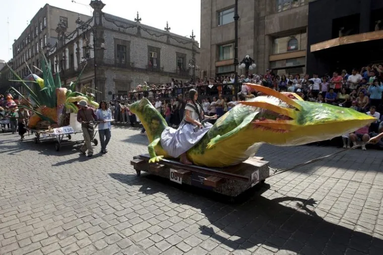 PXL parada zmajeva PXL parada zmajeva