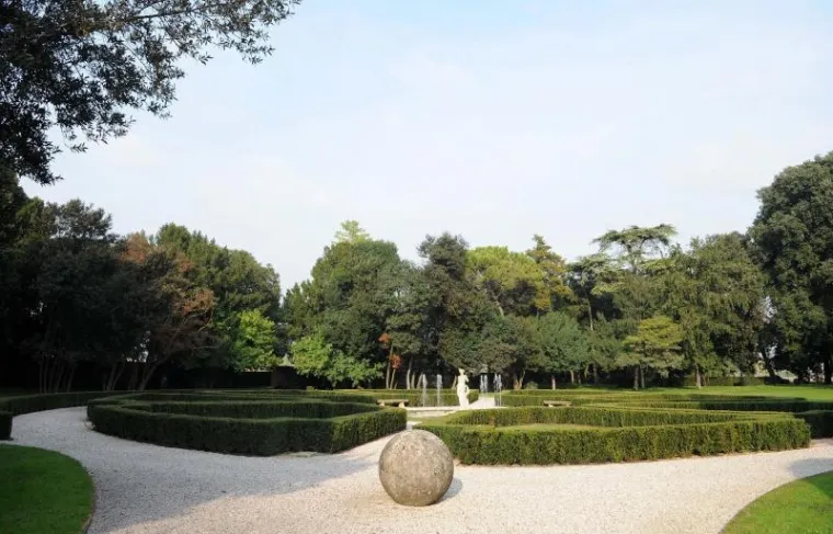 PXL brad pitt angelina jolie vila PXL brad pitt angelina jolie vila