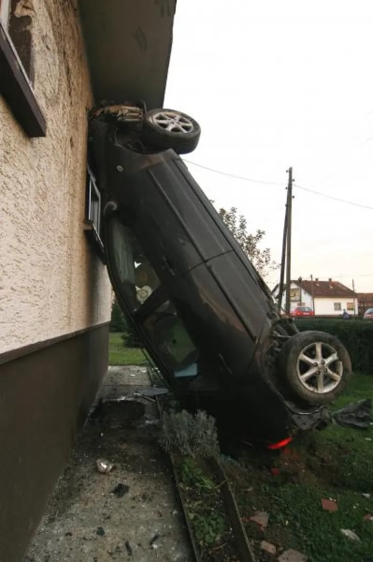 PXL - Koprivnica, auto PXL Koprivnica, auto