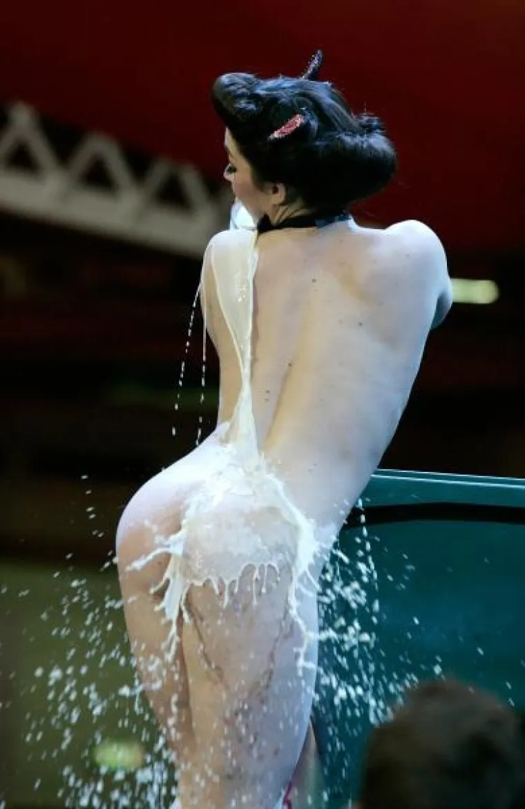 PXL sajam erotike london PXL sajam erotike london