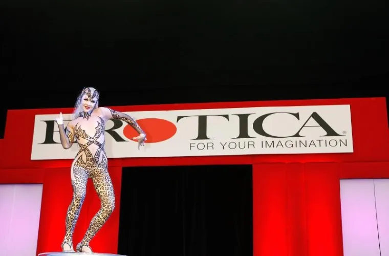 PXL sajam erotike london PXL sajam erotike london