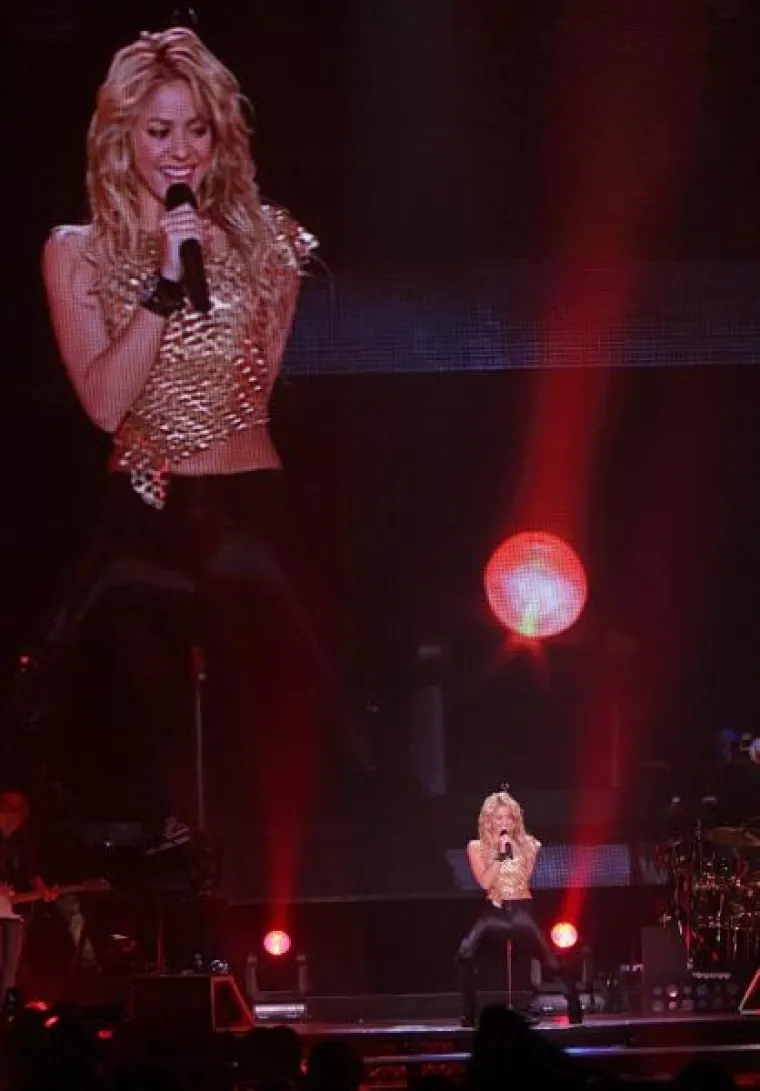 Shakira Shakira