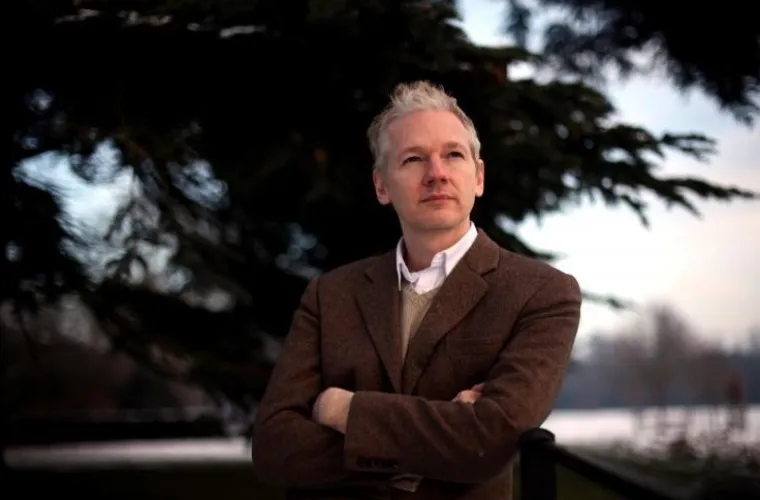 PXL julian assange PXL julian assange