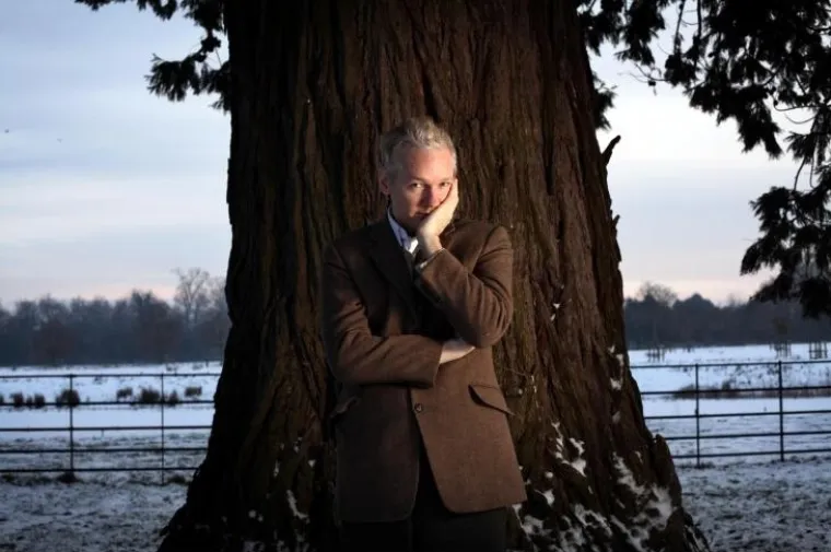 PXL julian assange PXL julian assange