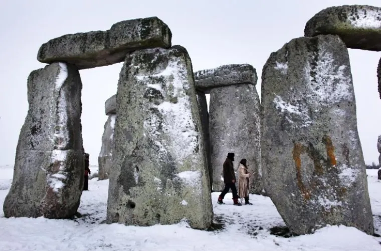 PXL druidi solsticij stonehenge PXL druidi solsticij stonehenge