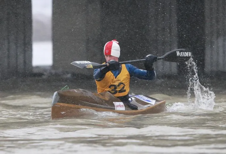 PXL &scaron;tefanjski spust savom PXL &scaron;tefanjski spust savom