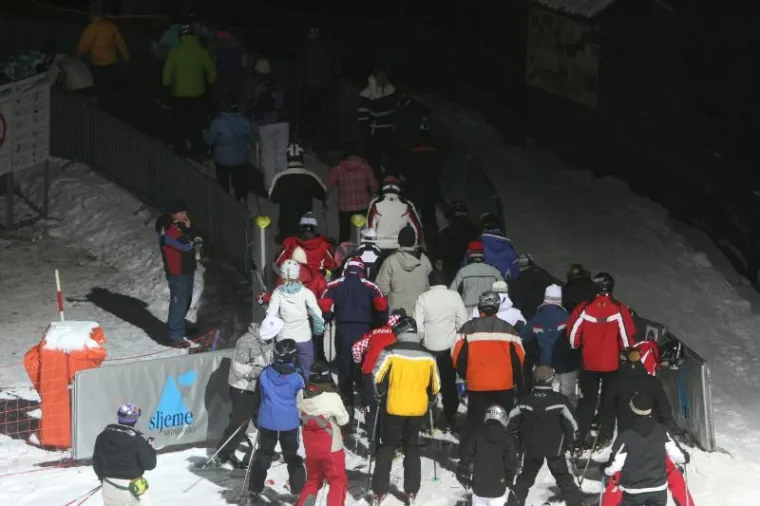 PXL sljeme noćno skijanje PXL sljeme noćno skijanje