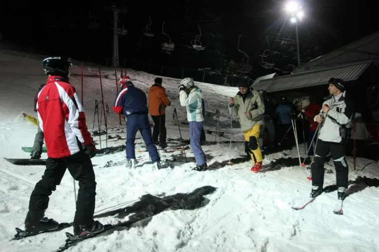 PXL sljeme noćno skijanje PXL sljeme noćno skijanje
