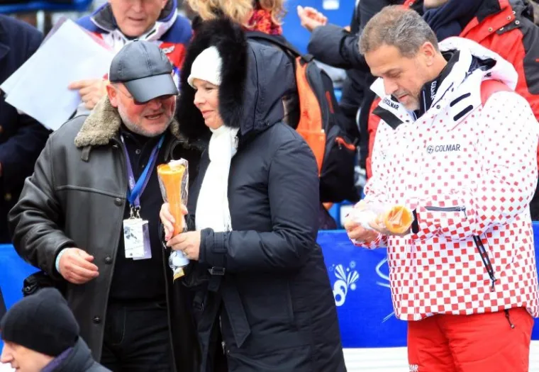 PXL - Milan Bandić, Jadranka Kosor, vuvuzele PXL Milan Bandić, Jadranka Kosor, vuvuzele