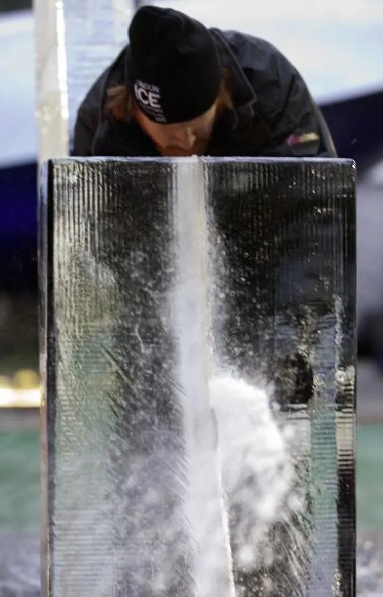 Ledena skulptura Ledena skulptura