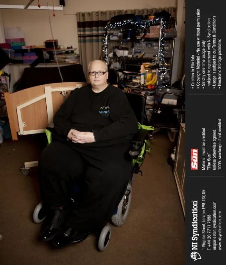 Paul Mason, Debeo Paul Mason, Debeo