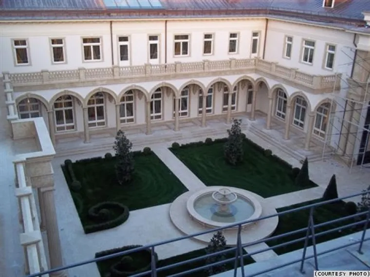 Vladimir Putin Dvori