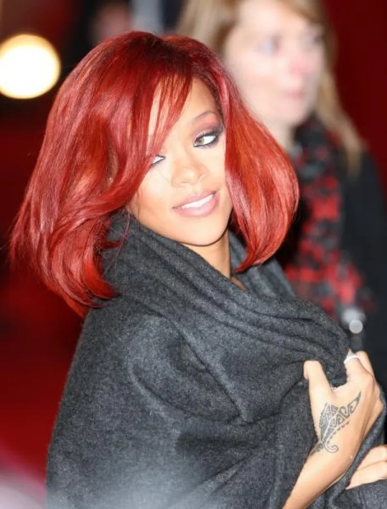 Rihannino pravo ime je Robyn Rihanna Fenty. Rihanna je njeno srednje ime koje je odlučila koristiti kao svoje umjetničko ime.