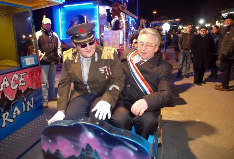 fa&scaron;nik fa&scaron;nik