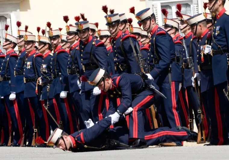 Princ Charles  Princ Charles