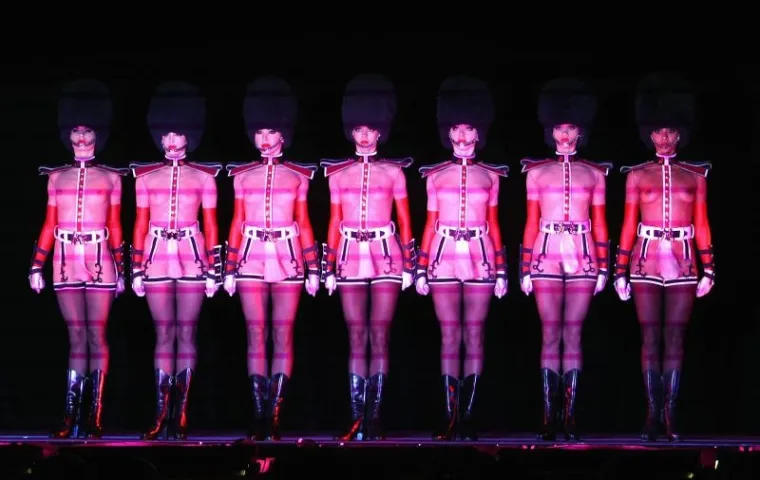 crazy horse crazy horse