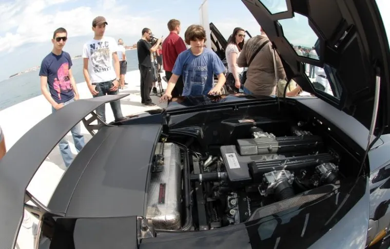 Lamborghini Lamborghini