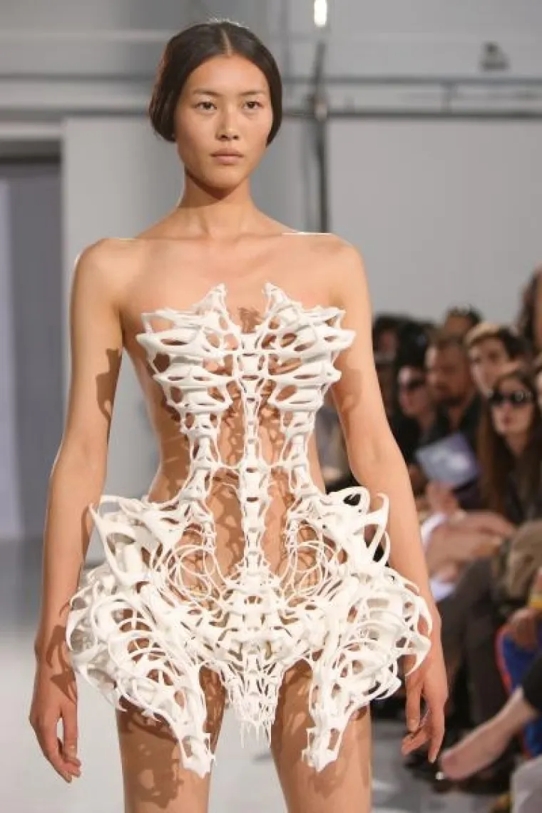 Ekstravagantna revija Ekstravagantna revija