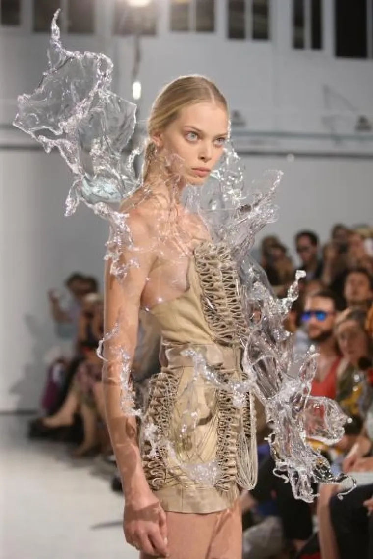 Ekstravagantna revija Ekstravagantna revija