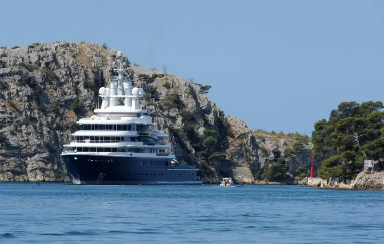 &Scaron;ibenski kanal na knap za Abramovičevu jahtu