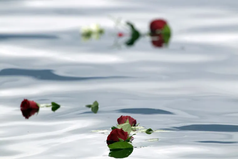 Norve&scaron;ka oplakuje žrtve masakra