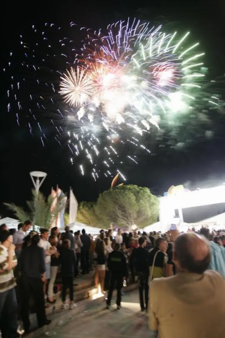 Sve je završilo velikim vatrometom iznad kompleksa Stella Maris