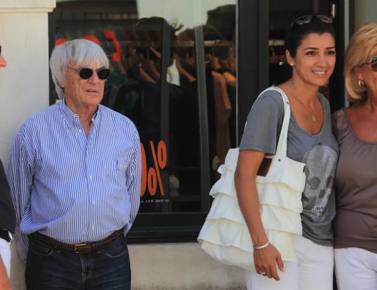 Bernie pro&scaron;etao novu djevojku po Stradunu