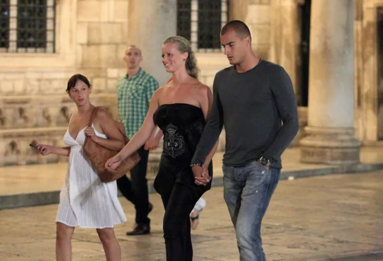 Stefani Hohnjec ponovo ljubi