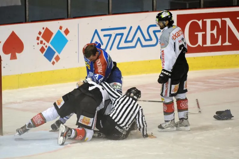 Pogledajte ludu tučnjavu na Medve&scaron;čaku