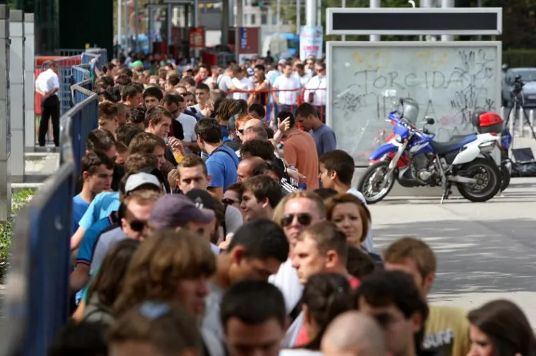 Navijači navalili na Cristiana Ronalda