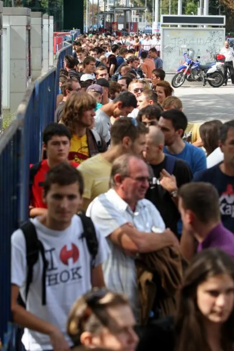 Navijači navalili na Cristiana Ronalda