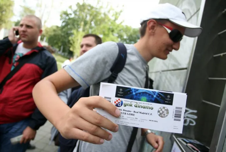 Navijači navalili na Cristiana Ronalda