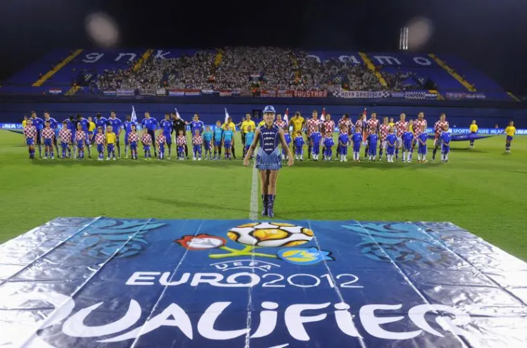 Dramatična maksimirska noć u 12 slika