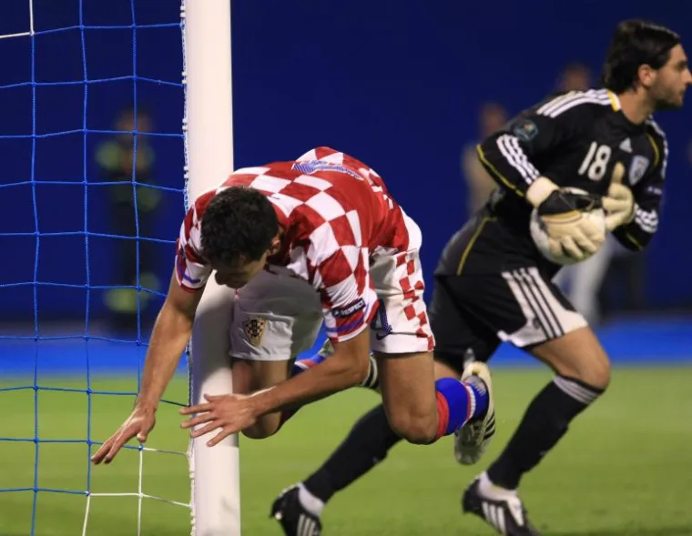 Dramatična maksimirska noć u 12 slika